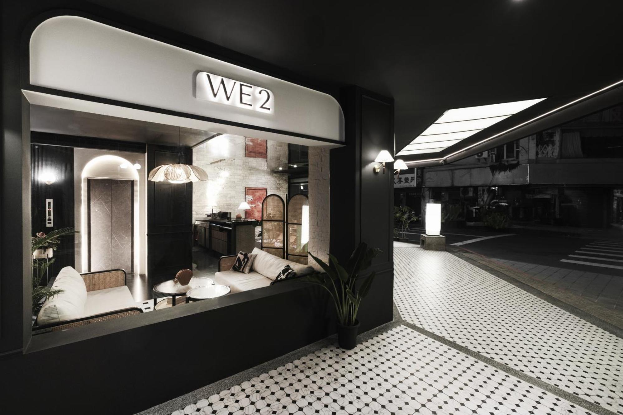 We2 Design Hotel Тайджун Екстериор снимка