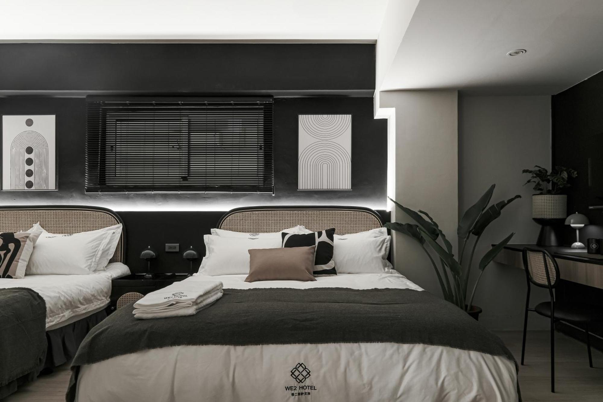 We2 Design Hotel Тайджун Екстериор снимка