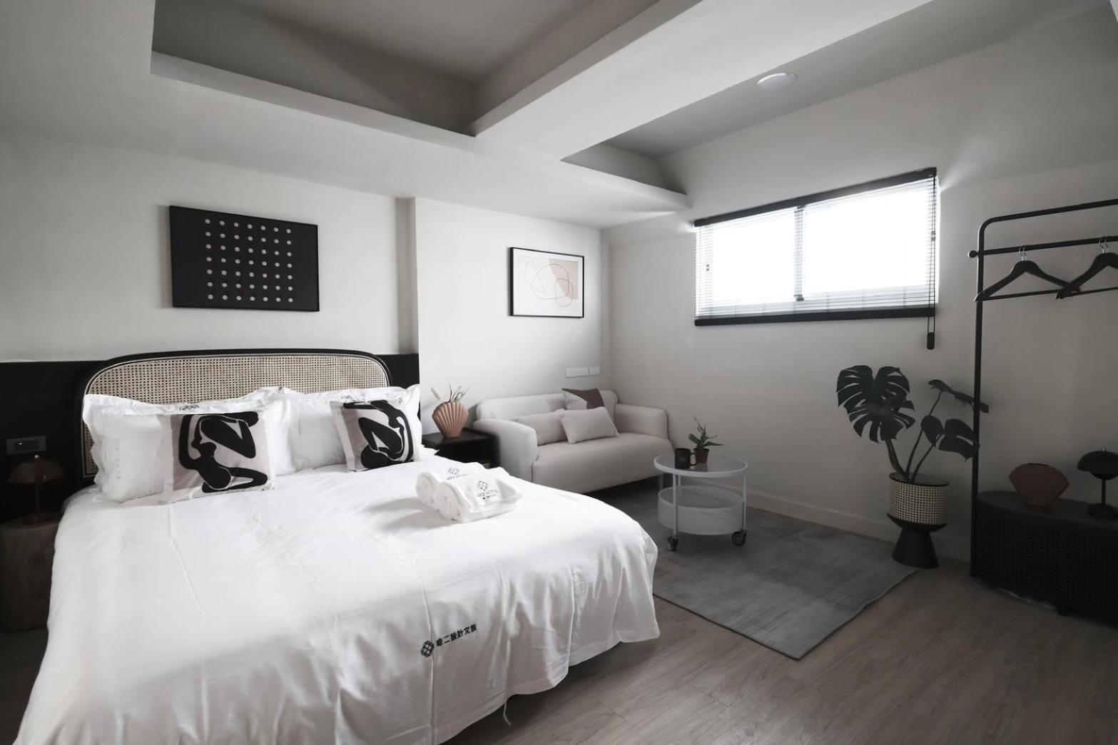 We2 Design Hotel Тайджун Екстериор снимка